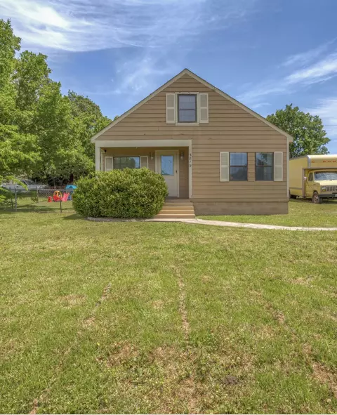 5819 S 32nd West Ave, Tulsa, OK 74107