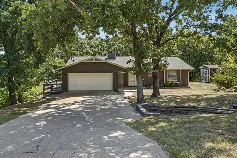 2107 Timber Hill Dr, Sapulpa, OK 74066