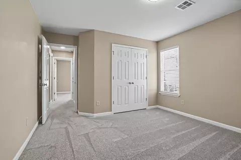 Bedroom - 3630 E Berkeley St, Broken Arrow, OK 74014 photo 4 of 6