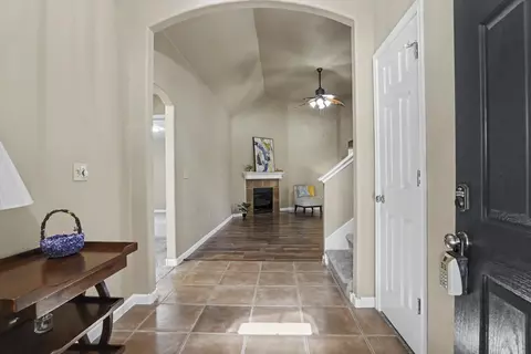 Entry Way - 3630 E Berkeley St, Broken Arrow, OK 74014 photo 1 of 3