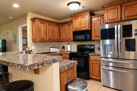 Kitchen - 5403 Roadrunner Ct, Durant, OK 74701 photo 1 of 1