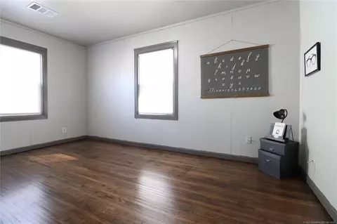 Bedroom - 3203 E Oklahoma Pl S, Tulsa, OK 74110 photo 1 of 1
