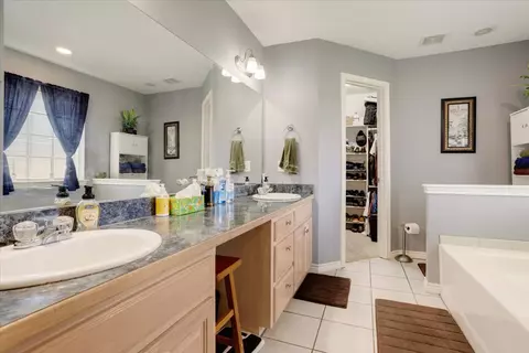 Bath - 5418 Roadrunner, Durant, OK 74701 photo 2 of 2