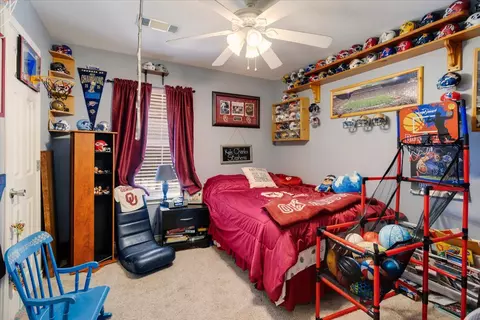 Bedroom - 5418 Roadrunner, Durant, OK 74701 photo 1 of 3