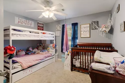 Bedroom - 5418 Roadrunner, Durant, OK 74701 photo 2 of 3