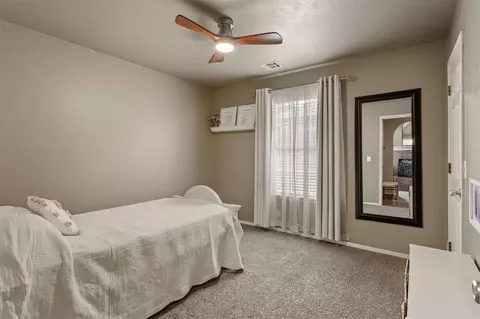 Bedroom - 9321 E 95th Pl S, Tulsa, OK 74133 photo 2 of 5