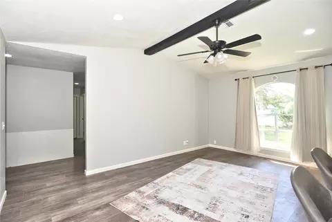 Living - 601 E Toledo Pl, Broken Arrow, OK 74012 photo 3 of 4