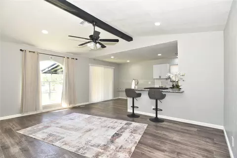 Living - 601 E Toledo Pl, Broken Arrow, OK 74012 photo 1 of 4