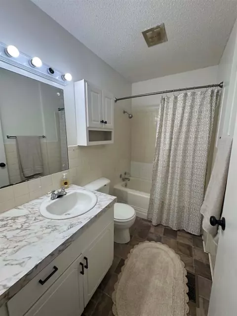Bath - 205 E Harrison, Mcalester, OK 74501 photo 1 of 1