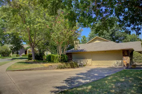 Exterior - 704 E Union Ct, Broken Arrow, OK 74011 photo 13 of 13