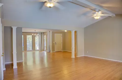 Living - 704 E Union Ct, Broken Arrow, OK 74011 photo 6 of 14