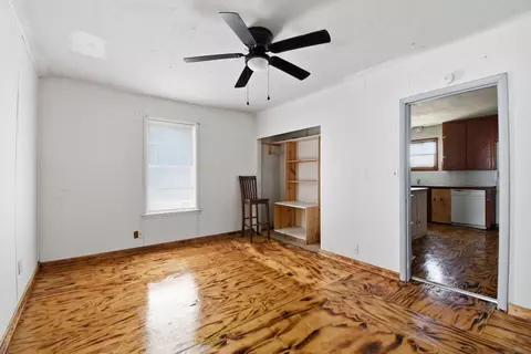Living - 123 7th St, Barnsdall, OK 74002 photo 3 of 4