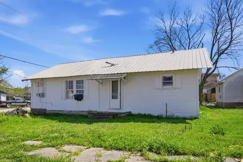 Exterior - 123 7th St, Barnsdall, OK 74002 photo 4 of 4