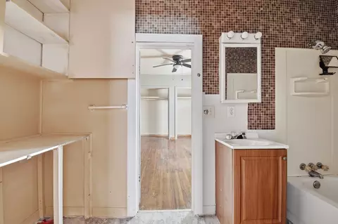 Bath - 123 7th St, Barnsdall, OK 74002 photo 1 of 2