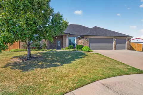 1019 Terri Dr, Bartlesville, OK 74006