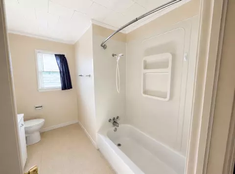 Bath - 217 N Garrison Ave N, Sperry, OK 74073 photo 2 of 4