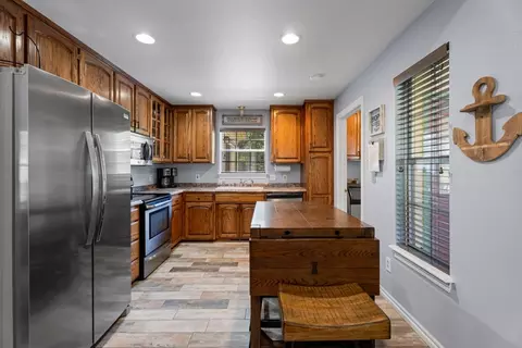 Kitchen - 36415 S 510, Eucha, OK 74342 photo 1 of 3