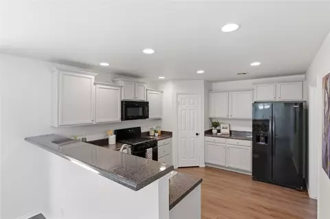 Kitchen - 447 E 147th St S, Glenpool, OK 74033 photo 1 of 1