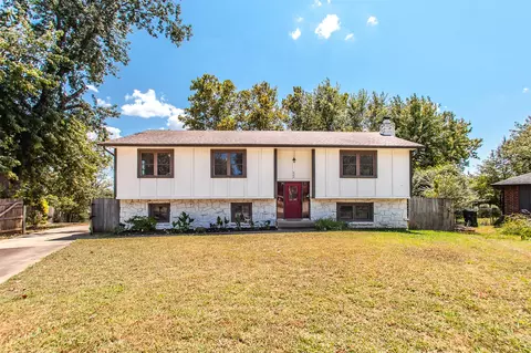 620 Rosewood Cir, Claremore, OK 74017