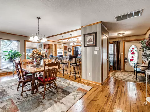 Entry Way - 34052 E 703 Rd, Wagoner, OK 74467 photo 4 of 4