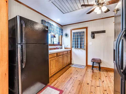 Kitchen - 34052 E 703 Rd, Wagoner, OK 74467 photo 7 of 9