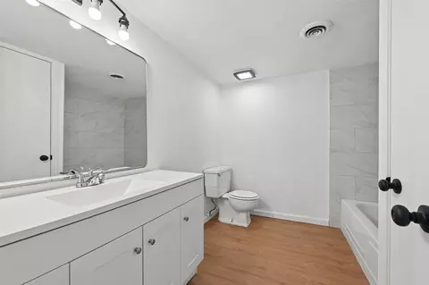 Bath - 4808 E 68th Street A1, Tulsa, OK 74136 photo 3 of 4