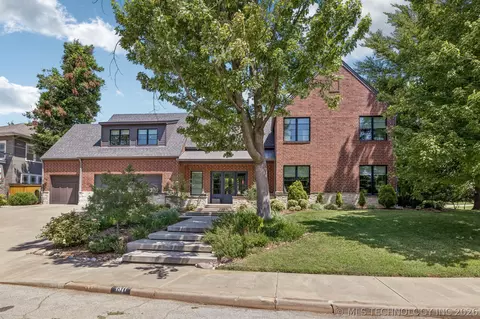 1571 E 22nd Pl, Tulsa, OK 74114