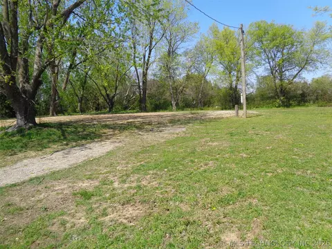 16825 E 116th St N, Collinsville, OK 74021