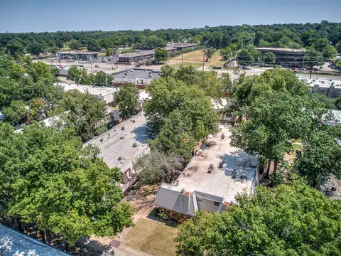 View/Area - 2217 E 67th Street S 1502, Tulsa, OK 74136 photo 1 of 12