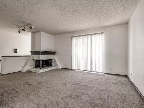 Living - 2217 E 67th Street S 1502, Tulsa, OK 74136 photo 5 of 5