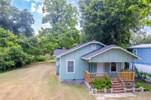 Exterior - 325 N Cherry, Ada, OK 74820 photo 3 of 7