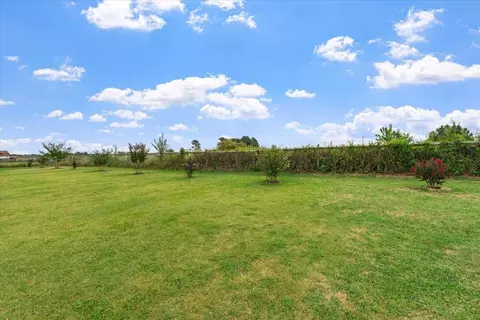 Exterior - 8517 E Madison St, Broken Arrow, OK 74014 photo 5 of 11