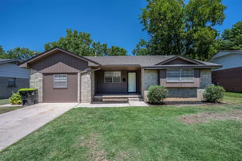926 Charles, Ada, OK 74820