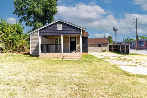 525 E Washington Ave, Bristow, OK 74010