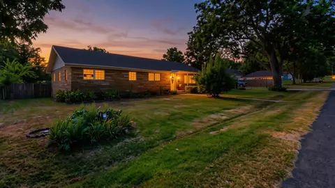Exterior - 509 Sunset Strip, Eufaula, OK 74432 photo 4 of 26