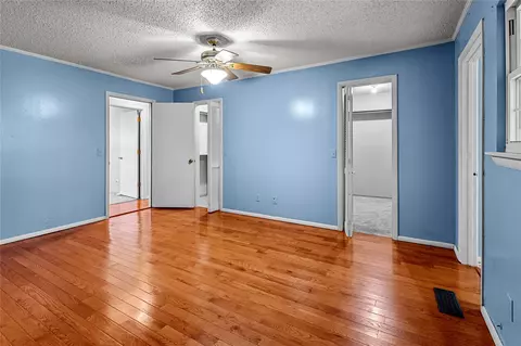 Bedroom - 509 Sunset Strip, Eufaula, OK 74432 photo 3 of 9