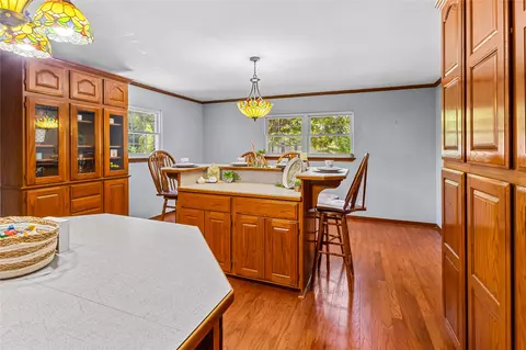 Dining - 509 Sunset Strip, Eufaula, OK 74432 photo 2 of 2