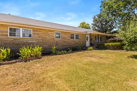 Exterior - 509 Sunset Strip, Eufaula, OK 74432 photo 25 of 26