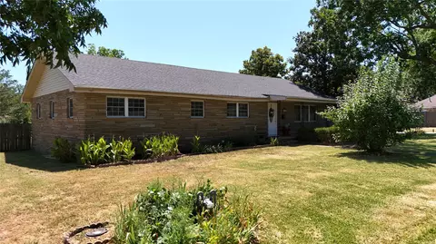 Exterior - 509 Sunset Strip, Eufaula, OK 74432 photo 13 of 26