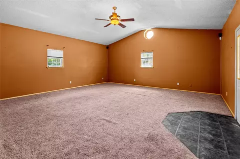 Living - 509 Sunset Strip, Eufaula, OK 74432 photo 7 of 9