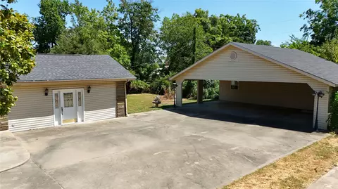 Exterior - 509 Sunset Strip, Eufaula, OK 74432 photo 19 of 26