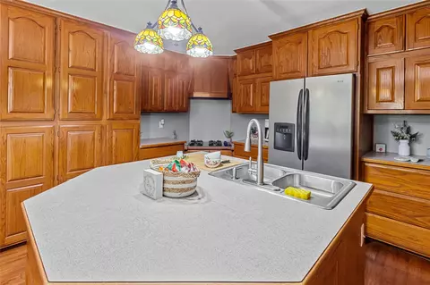 Kitchen - 509 Sunset Strip, Eufaula, OK 74432 photo 3 of 6