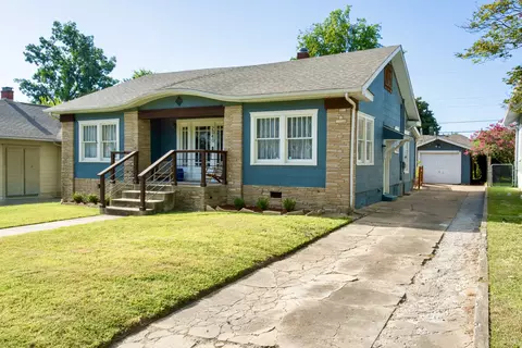 Exterior - 2040 E 13th St, Tulsa, OK 74104 photo 2 of 9