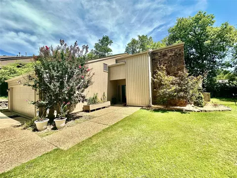 3313 E 68th Place 6, Tulsa, OK 74136