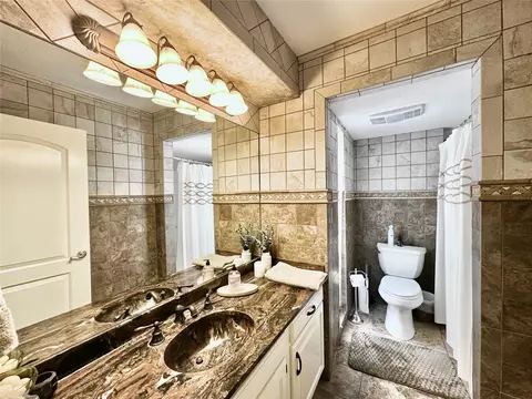 Bath - 3313 E 68th Place 6, Tulsa, OK 74136 photo 1 of 3