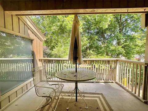 Exterior - 3313 E 68th Place 6, Tulsa, OK 74136 photo 3 of 9