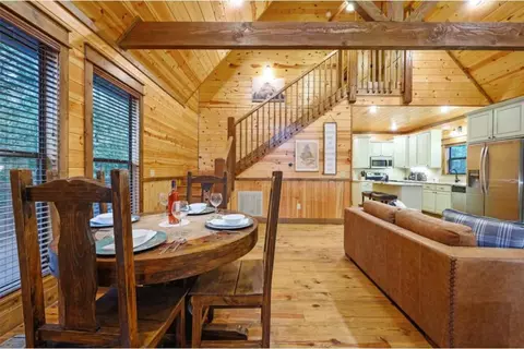 Dining - 237 High Peak Trl, Broken Bow, OK 74728 photo 1 of 2