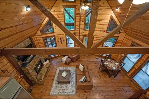 Living - 237 High Peak Trl, Broken Bow, OK 74728 photo 5 of 6