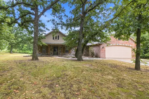 11912 Hickory Ln, Claremore, OK 74017