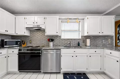 Kitchen - 1825 County Road 359, Eucha, OK 74342 photo 4 of 5